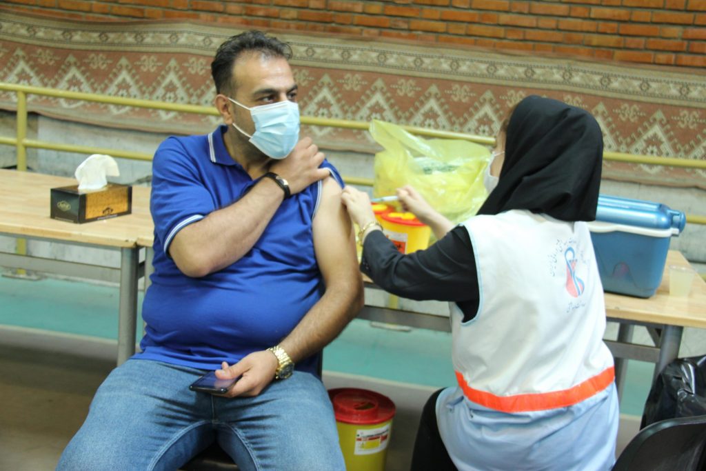 تزریق دوز چهارم واکسن کرونا در شرکت